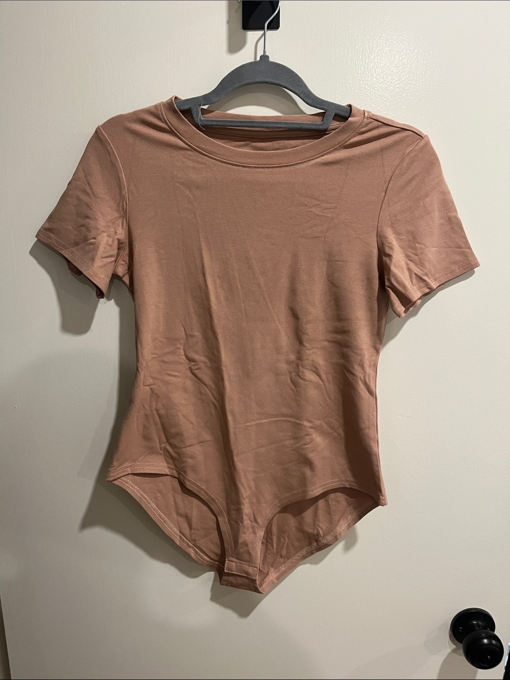 Women's Short-Sleeve Bodysuit in Dusty Nude